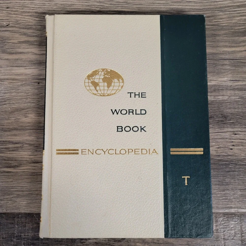 Vintage World Book Encyclopedia 1960 Volume 17 Letter T Hardcover Reference Book